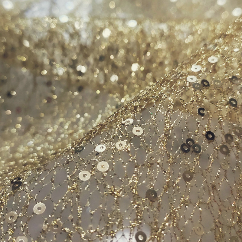 Tessuto Designer in Ferro Batt - Crystal Mesh Fabric recensione e prezzo